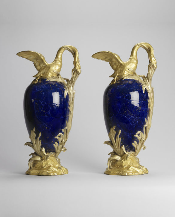 Vase ‘cygne à roseau en buire’, hard-paste porcelain, 1781. (Royal Collection Trust/ © Her Majesty Queen Elizabeth II 2017, Inv. no. RCIN 4965)
